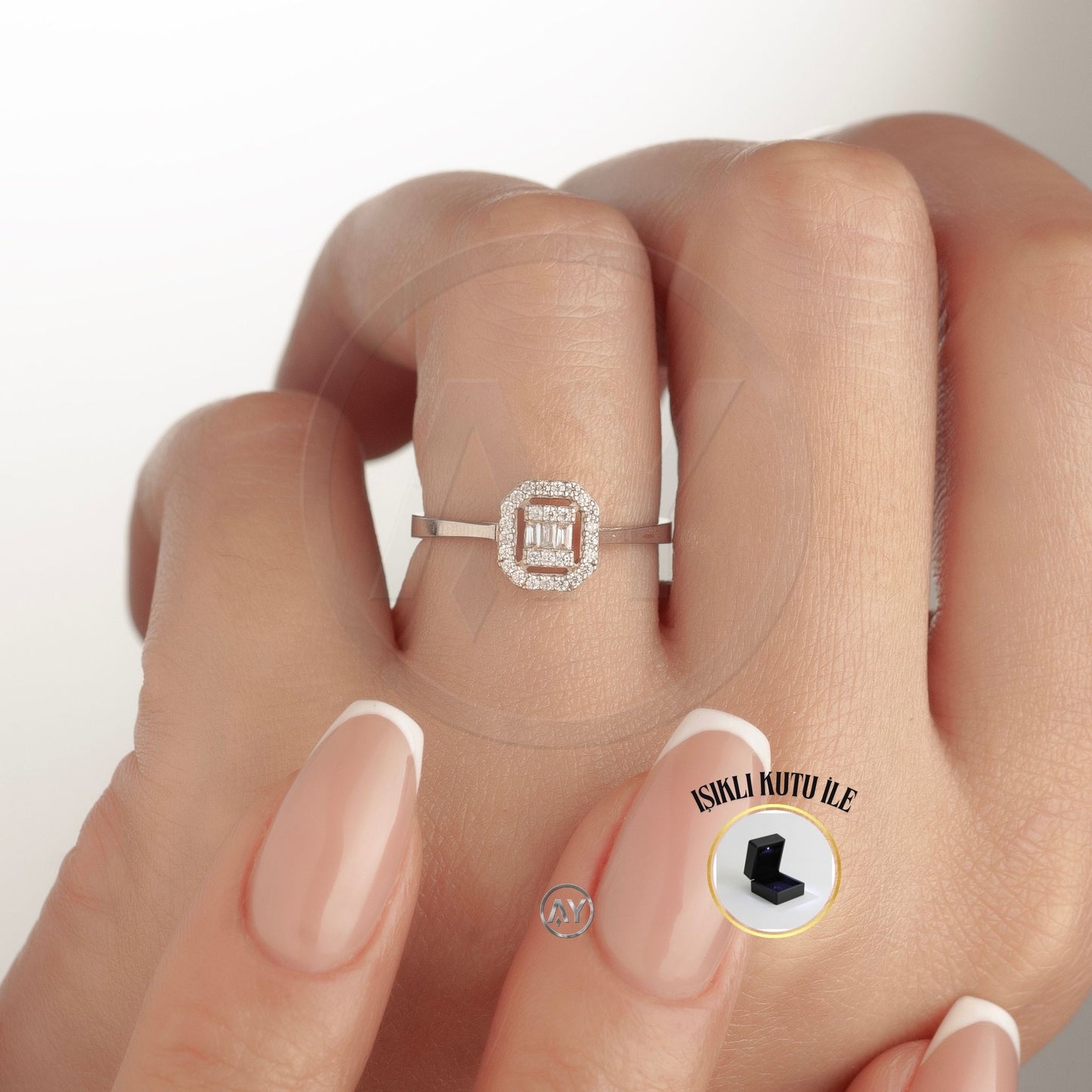 8 Ayar Altın Yüzük - 1.25 Gr. | Baget Yüzük, Işıklı Kutulu & Garanti Belgeli & Karton Çantalı