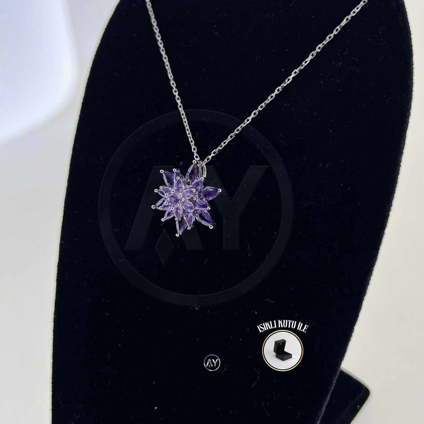 925 Ayar Gümüş Mor Işıltılı Lotus Çiçeği Kolye