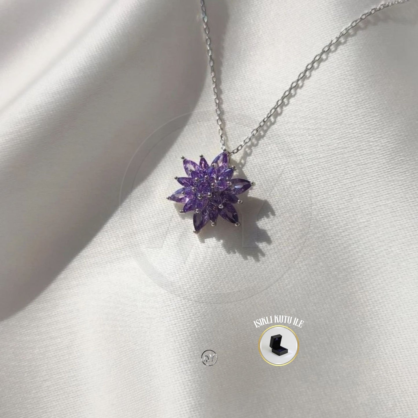 925 Ayar Gümüş Mor Işıltılı Lotus Çiçeği Kolye