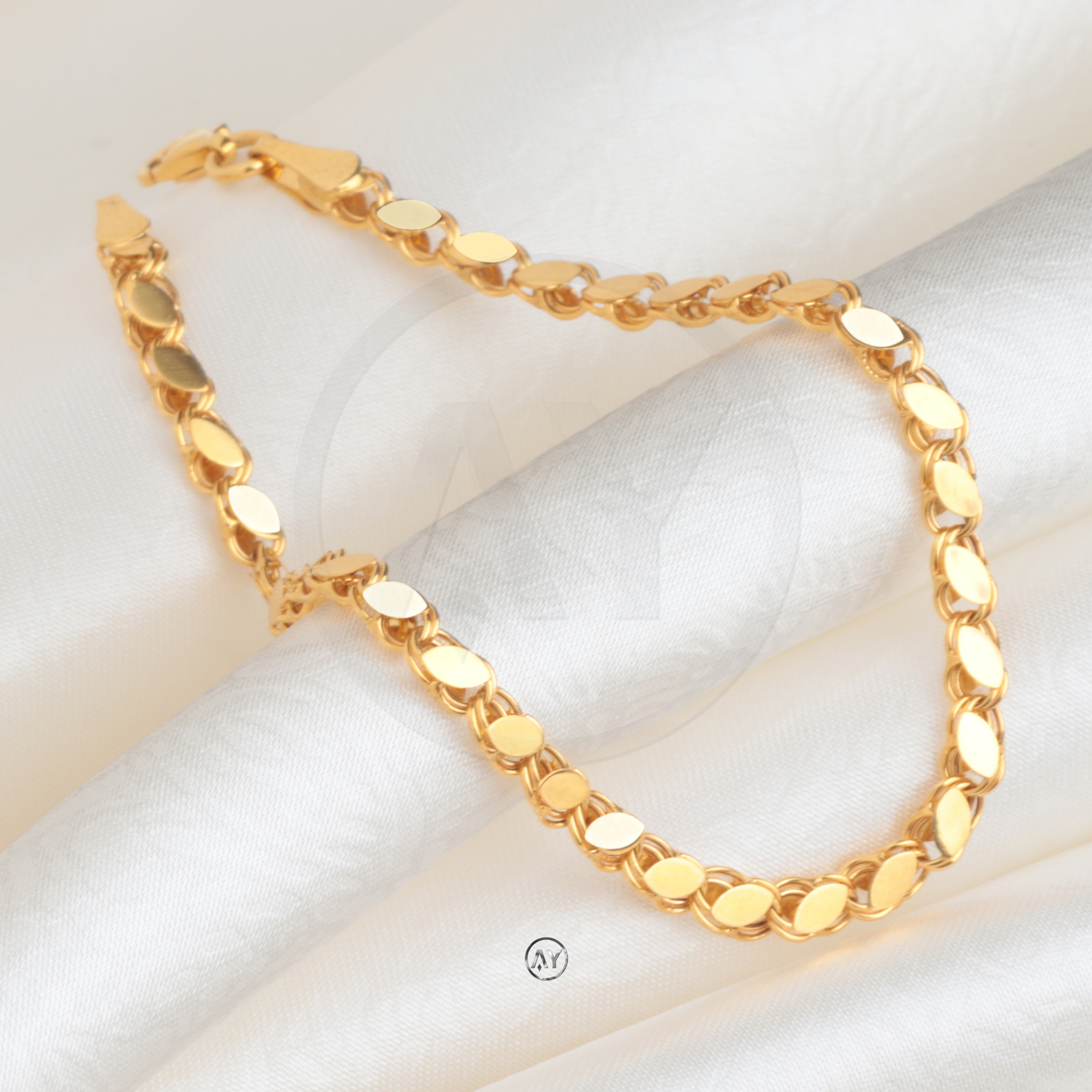 Altın Pullu Bileklik