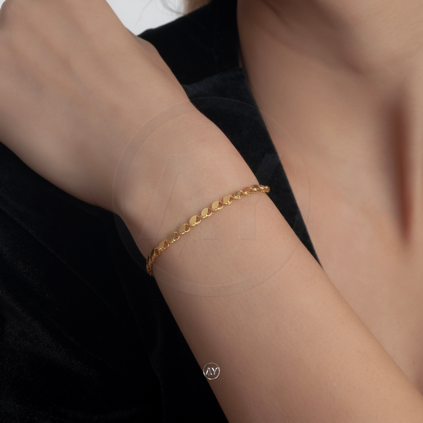 Altın Pullu Bileklik